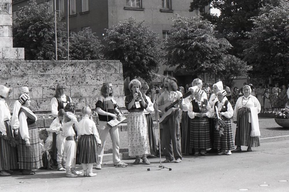 Dziesminieku koncerts IEKLAUSIES